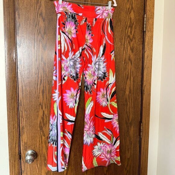 Trina Turk Shangri La Floral Print Coverup Pants - in Orange Red size XS WIDE - Picture 7 of 8